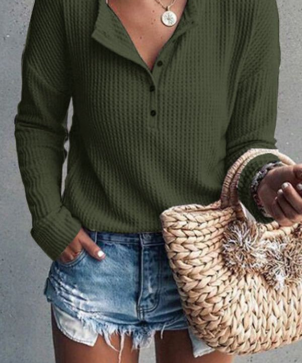 Anne | Versatile V-Neck Top